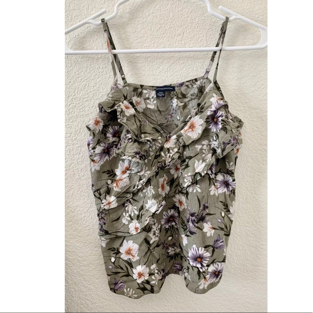 American Eagle Women’s Floral Tank Top Size Small